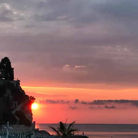 Rocca Di Corno * 菲纳莱利古雷